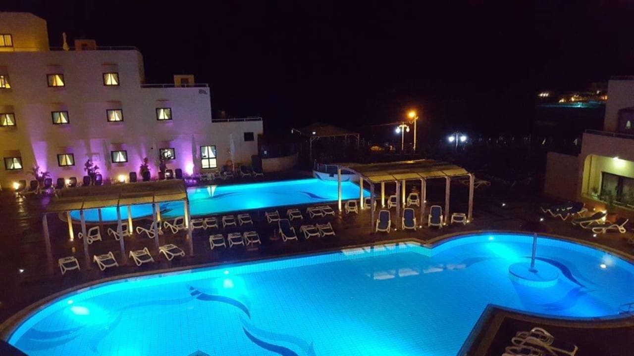 Pool bei Nacht Riviera Spa Resort - Adults Only