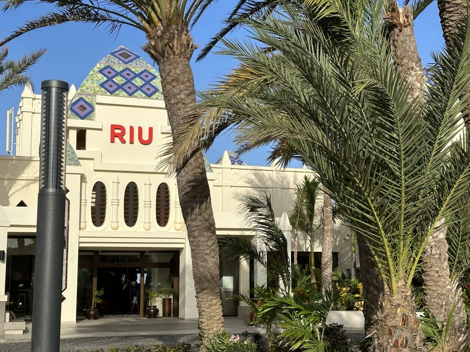 Lobby Hotel Riu Karamboa