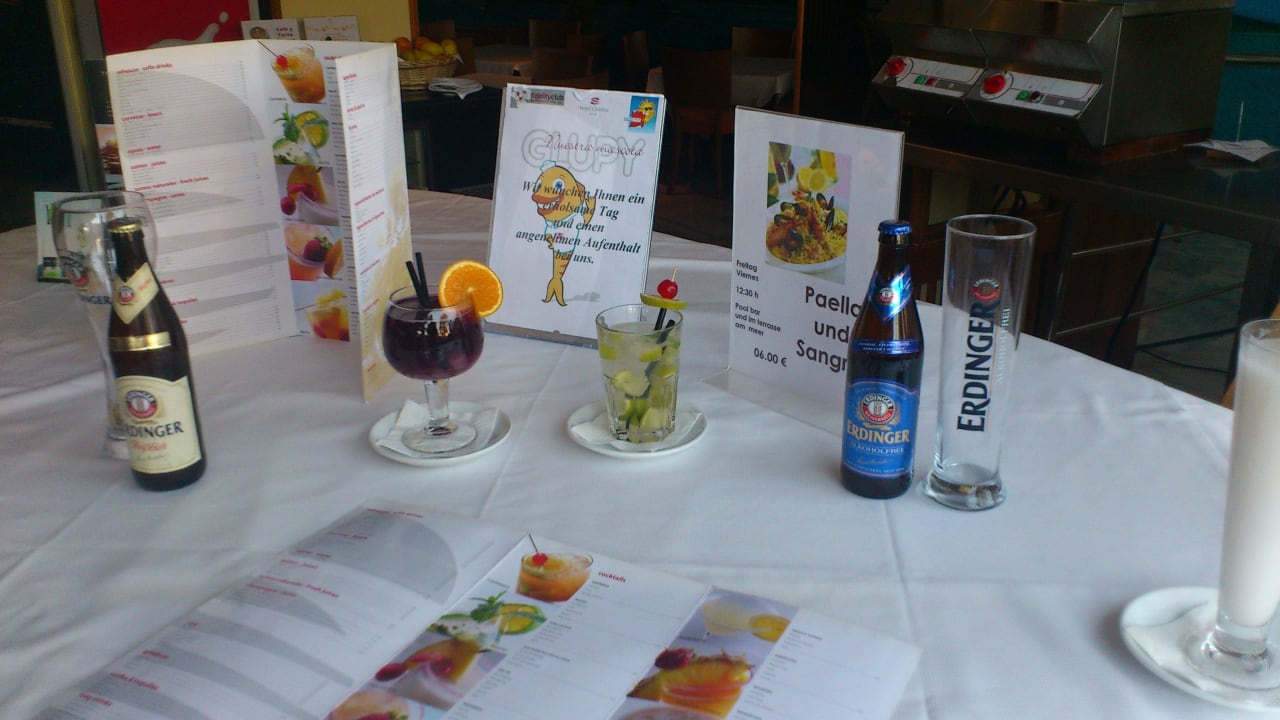 Mesa de noche Hotel Clumba