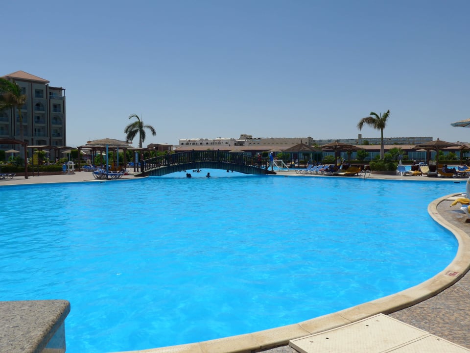 Einer von vielen  SUNRISE Alora Aqua Park Resort