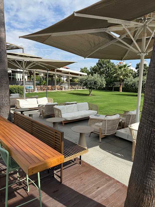 Gartenanlage Acanthus Cennet Barut Collection