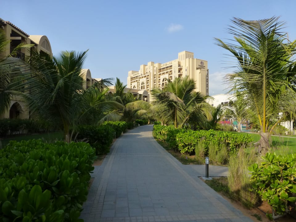 Gartenanlage DoubleTree by Hilton Resort & Spa Marjan Island