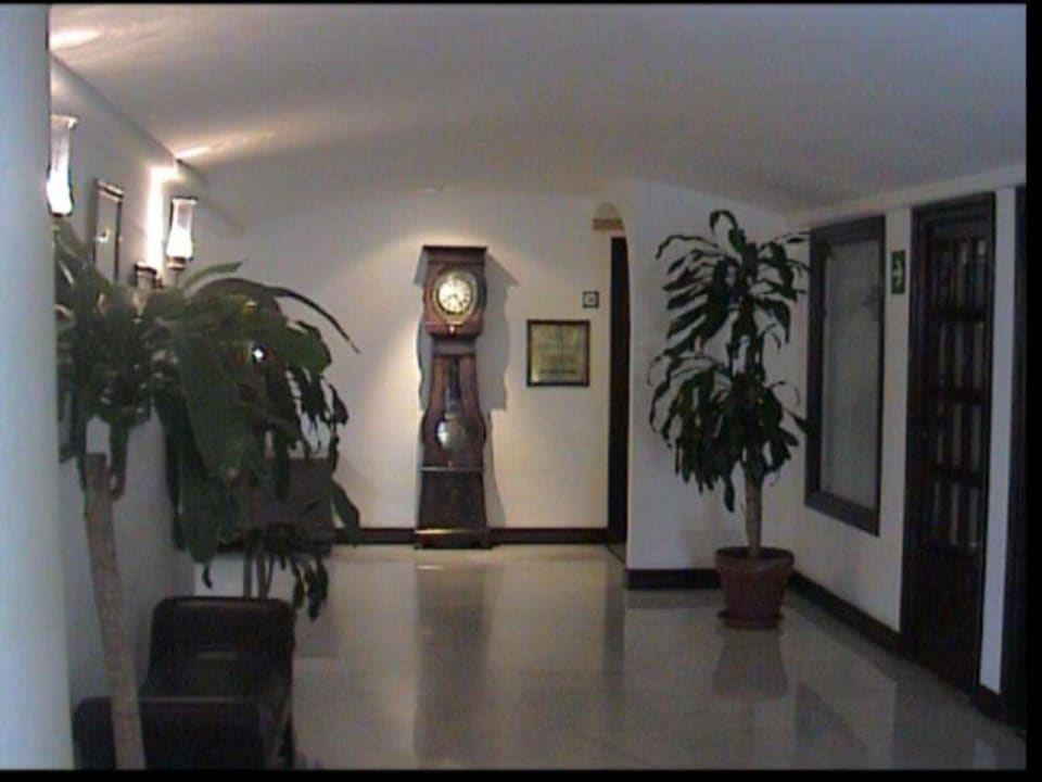 Lobby, Weg zu den Zimmern TRH Mijas