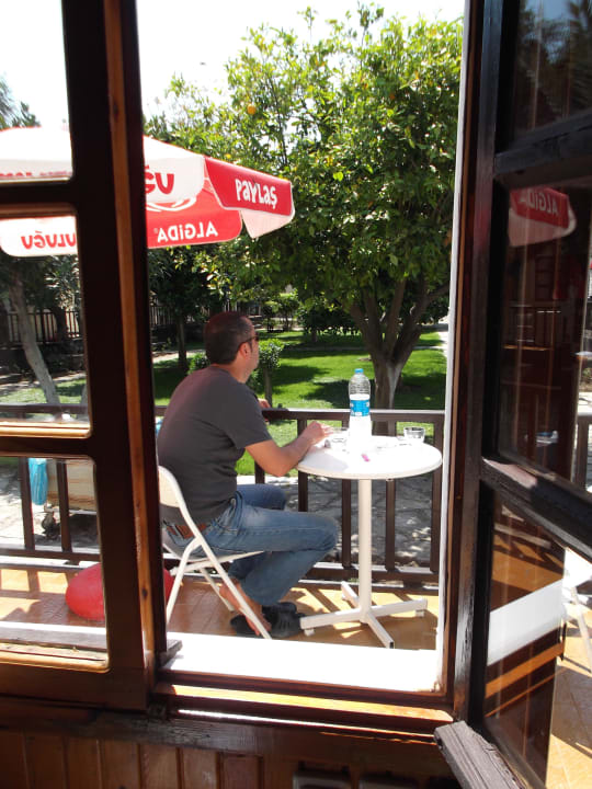 Jedes Bungalow hat eine kleine, schöne Terrasse Clover Magic Nova Beach