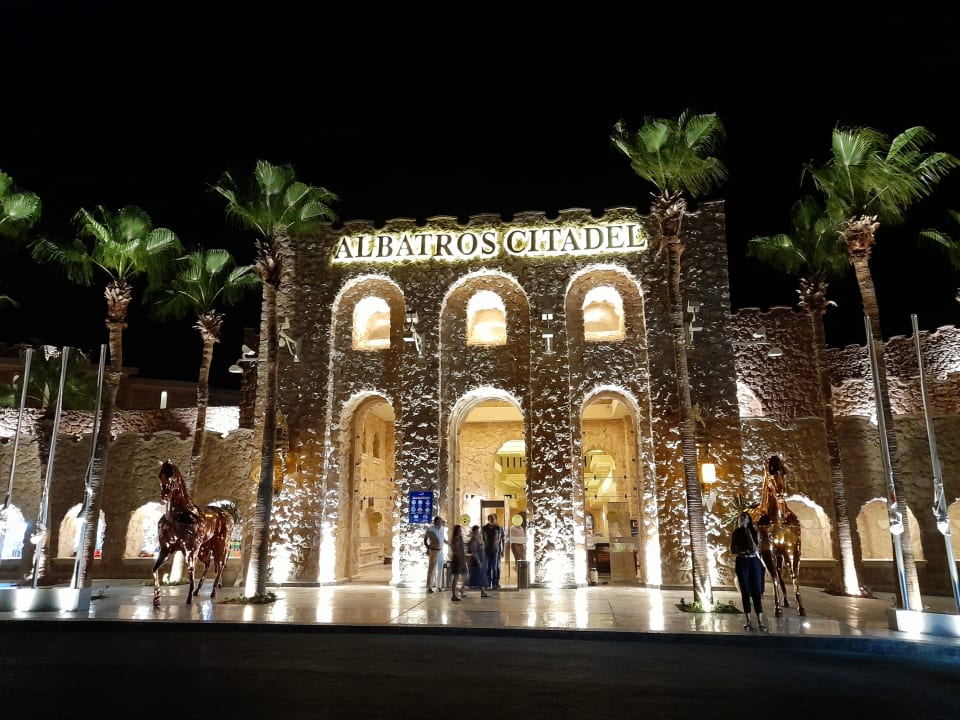 Außenansicht Pickalbatros Citadel Resort