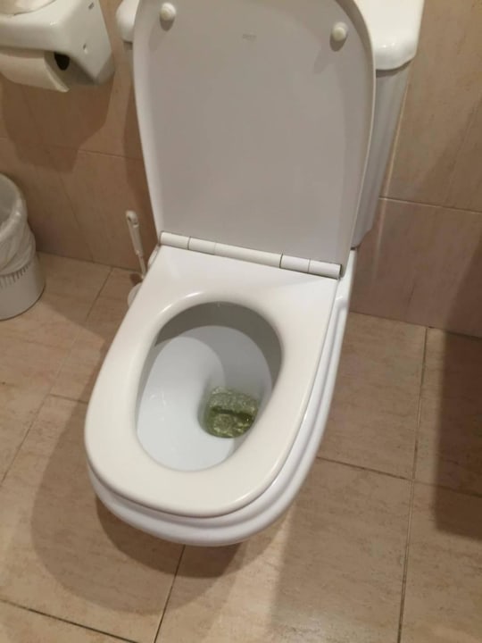 Toilette läuft nicht mehr ab Guya Wave Hotel