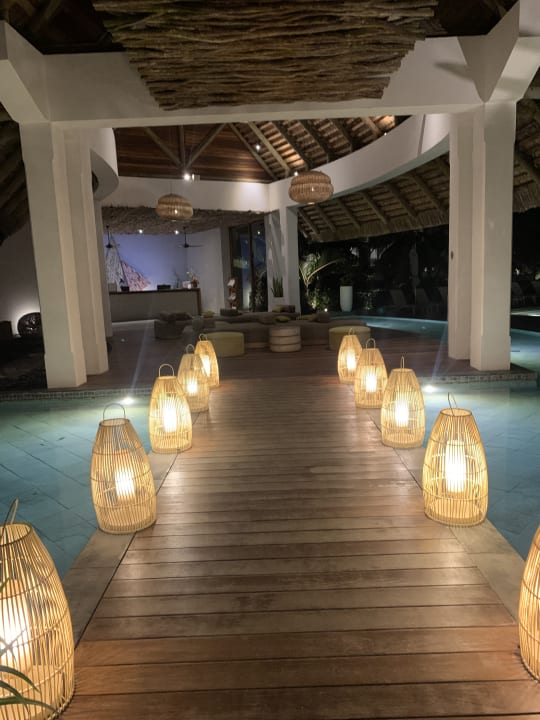 Lobby Preskil Island Resort