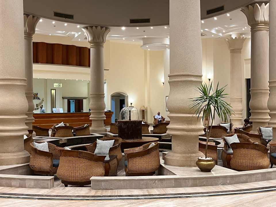 Lobby Coral Hills Resorts & SPA