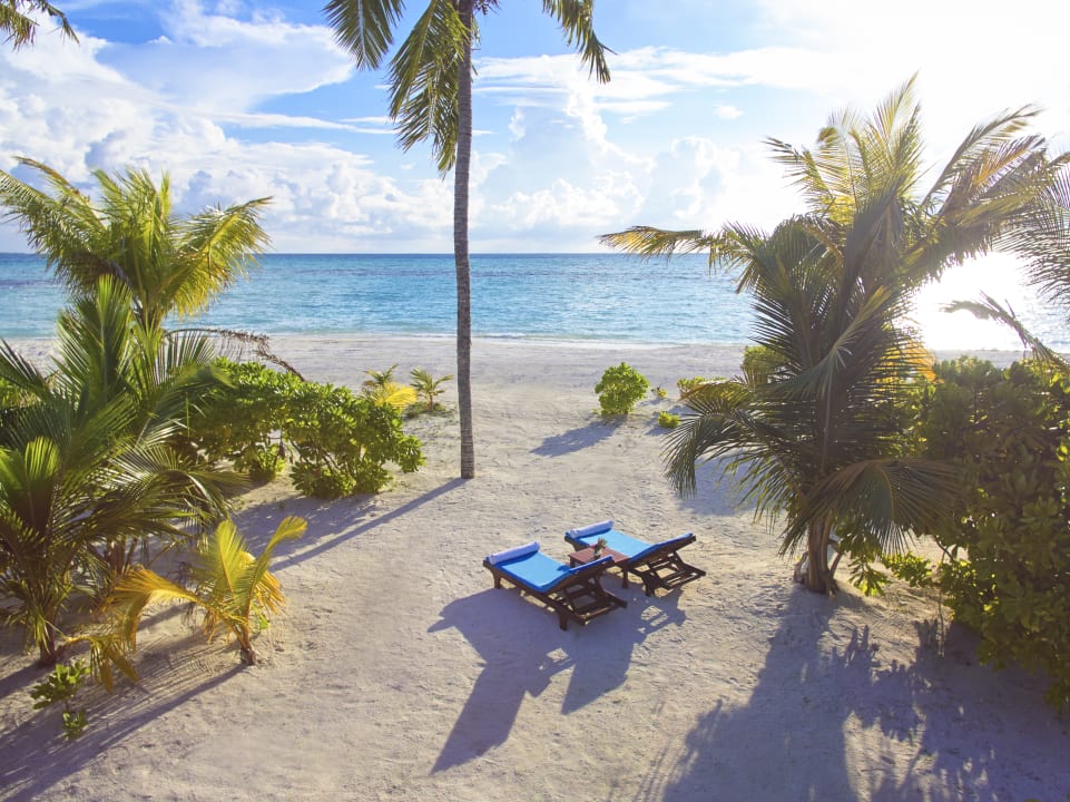 Strand Innahura Maldives Resort