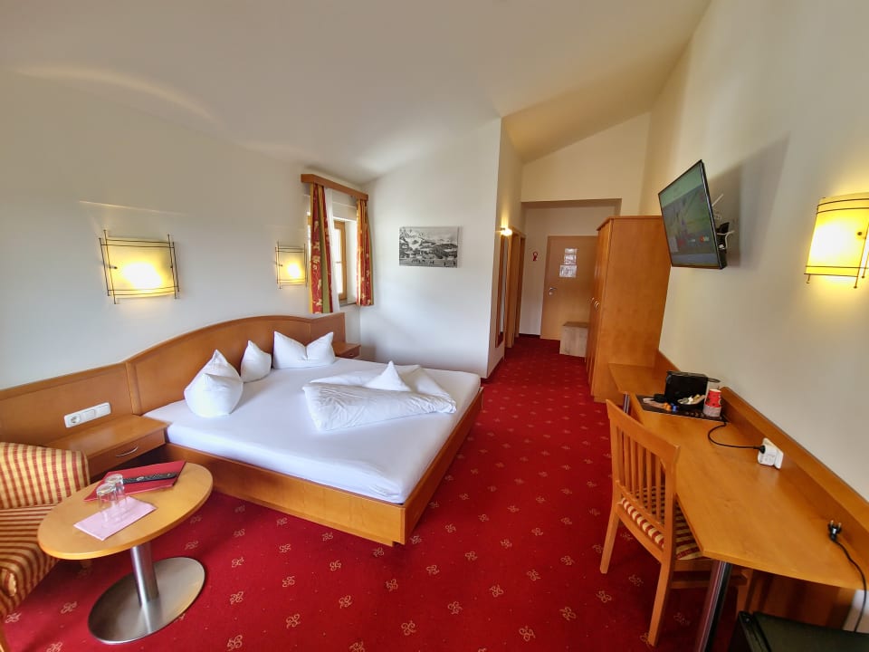 Zimmer Garni Hotel - Das Alpin Kaiserzeit