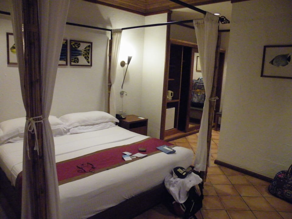 Stilvoll eingerichtetes Zimmer Kuramathi Maldives