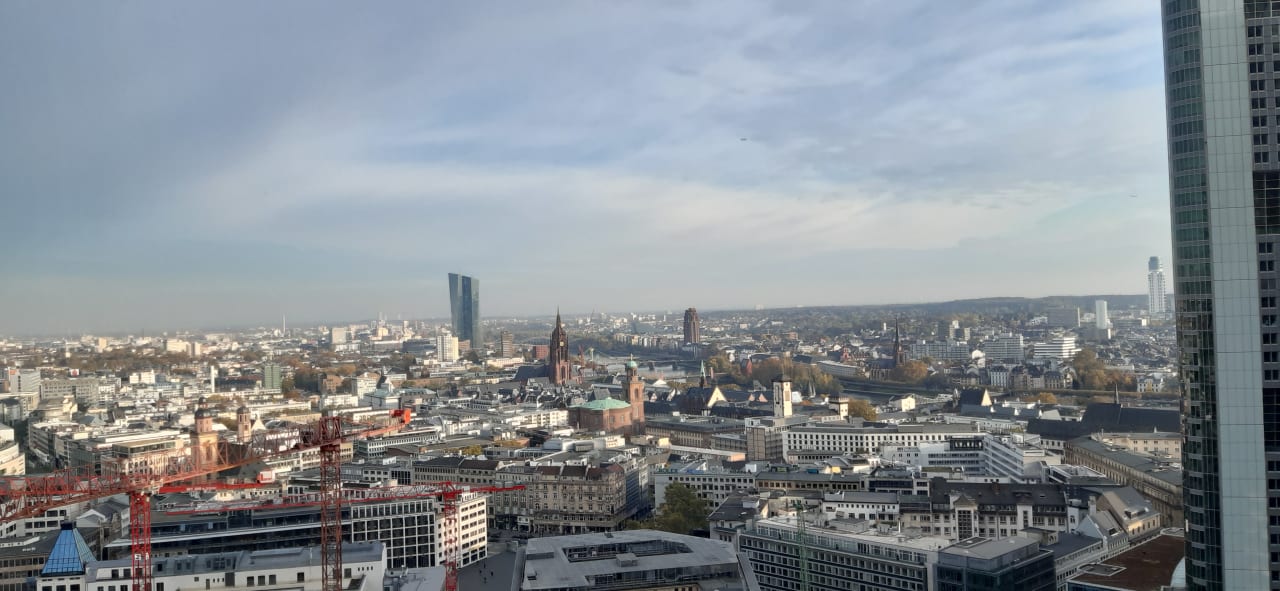 Ausblick INNSIDE by Meliá Frankfurt Eurotheum