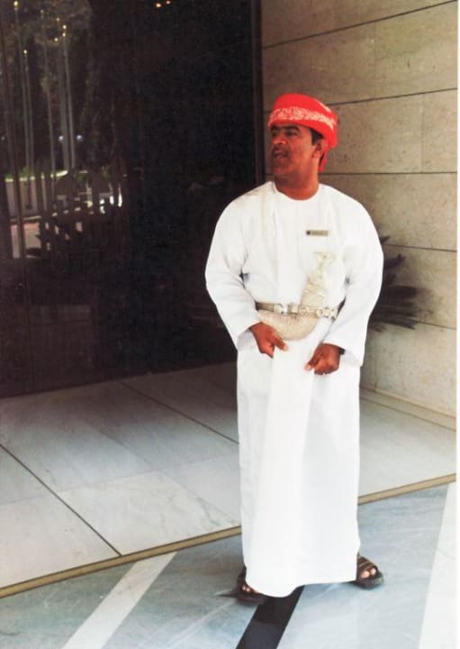 Orientalischer Wächter Al Bustan Palace - A Ritz-Carlton Hotel