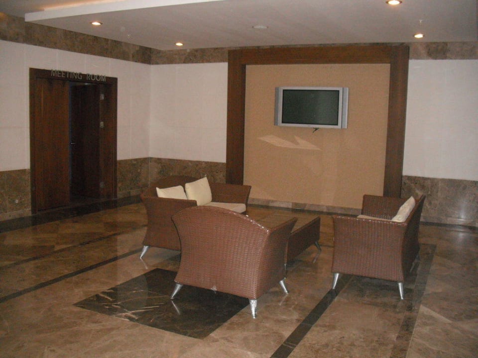 TV für Fussballabende Saturn Palace Resort Hotel
