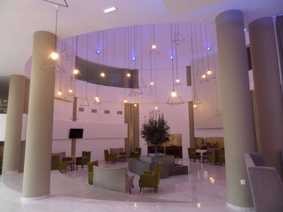 Innenbereich HARPIN Georgioupolis Resort Aquapark & SPA