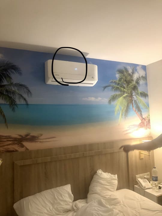 Zimmer Dream World Aqua Hotel