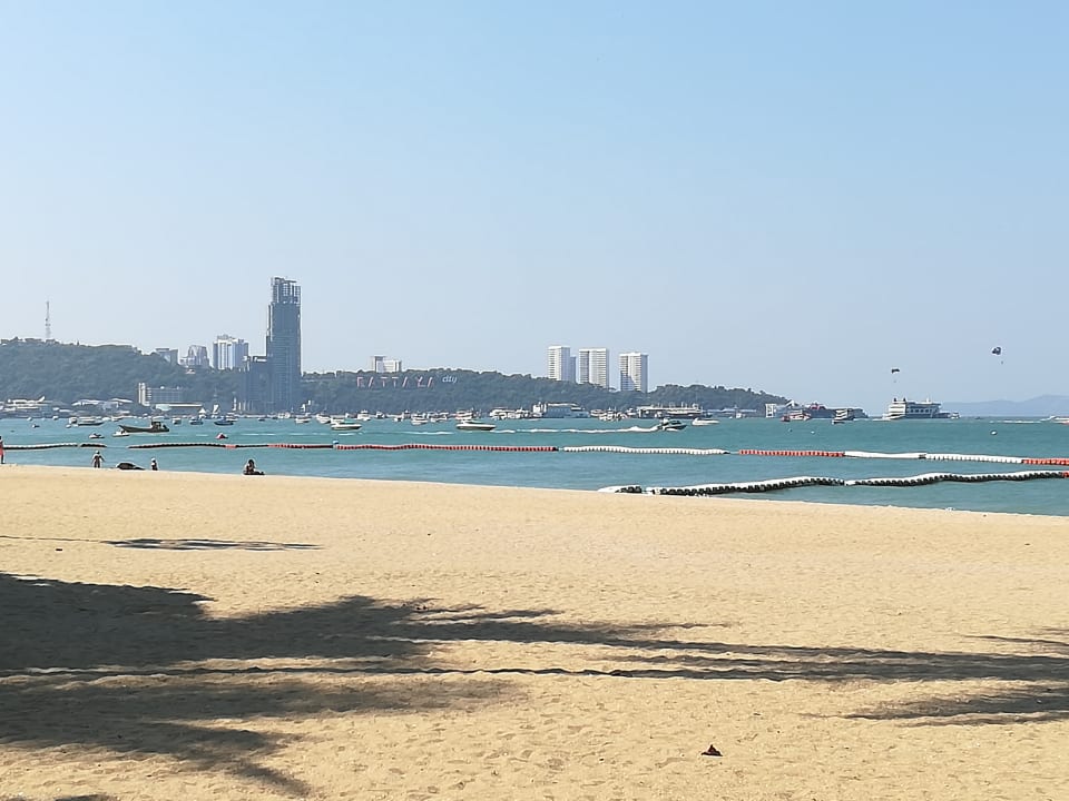 Strand Let's Hyde Resort & Villas