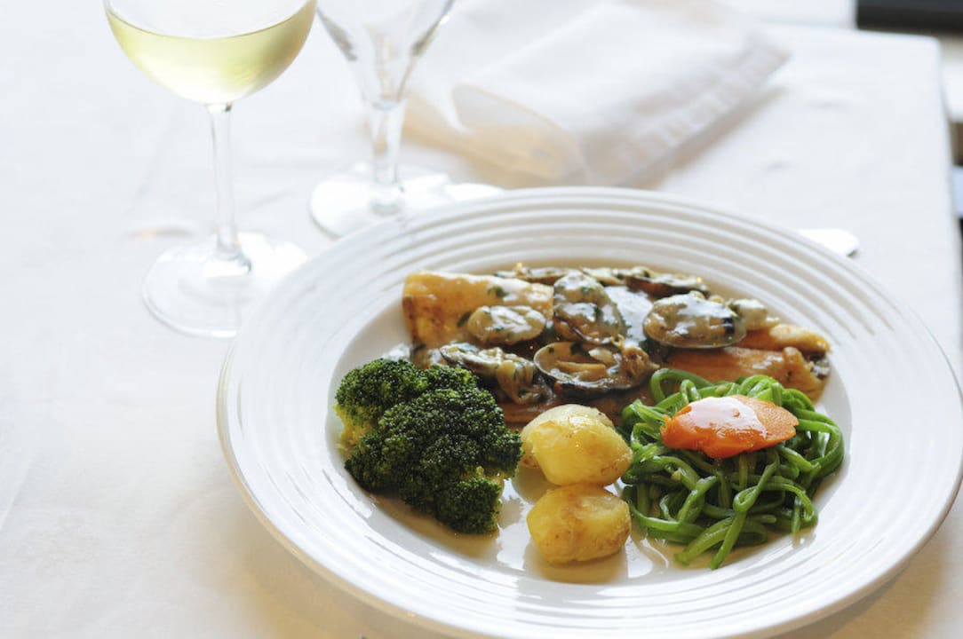 Sole with clams Dom Gonçalo Hotel & Spa