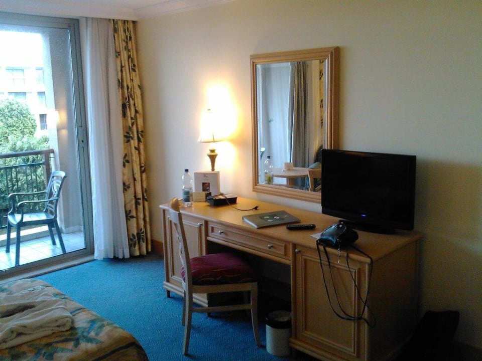 Fernseher IC Hotels Green Palace