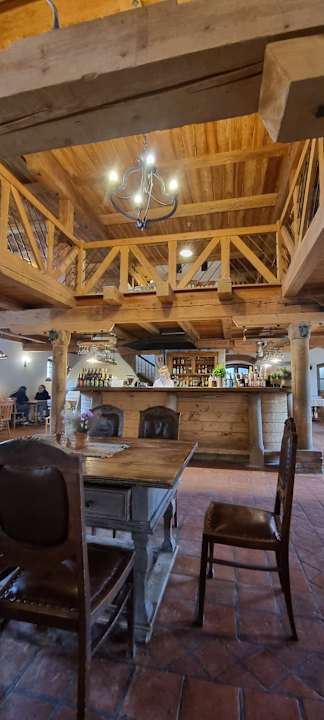 Gastro Pałac i Folwark Galiny