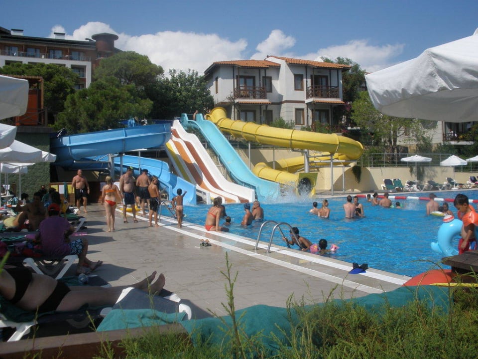 Sportbecken mit Rutschen Voyage Sorgun