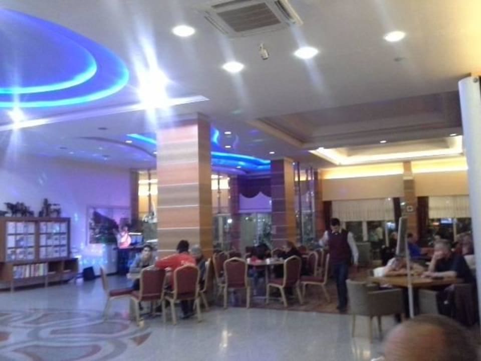 Lobby Hotel Kahya