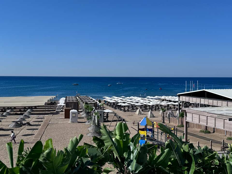 Strand Jacaranda Luxury Resort