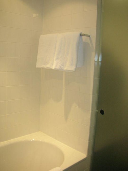 Das Badezimmer Dorint Kurfürstendamm Berlin