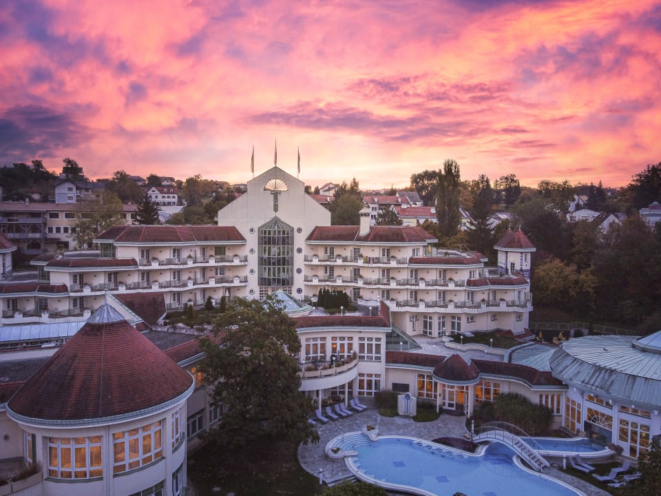 Außenansicht Reduce Hotel Thermal Bad Tatzmannsdorf