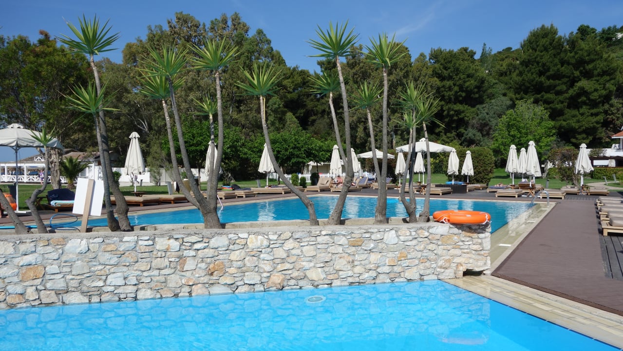 Die beiden Pools Skiathos Princess