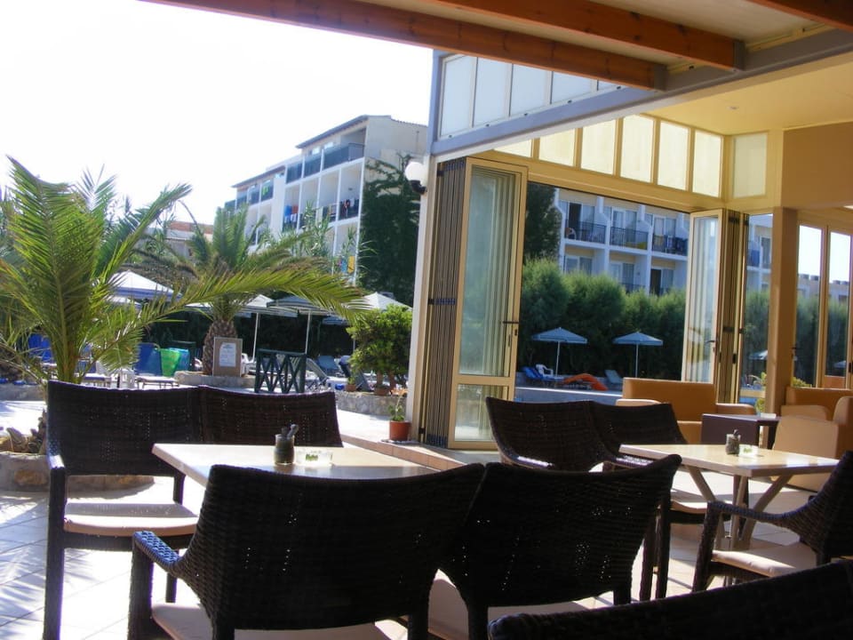 Bar Hotel Kathrin Beach