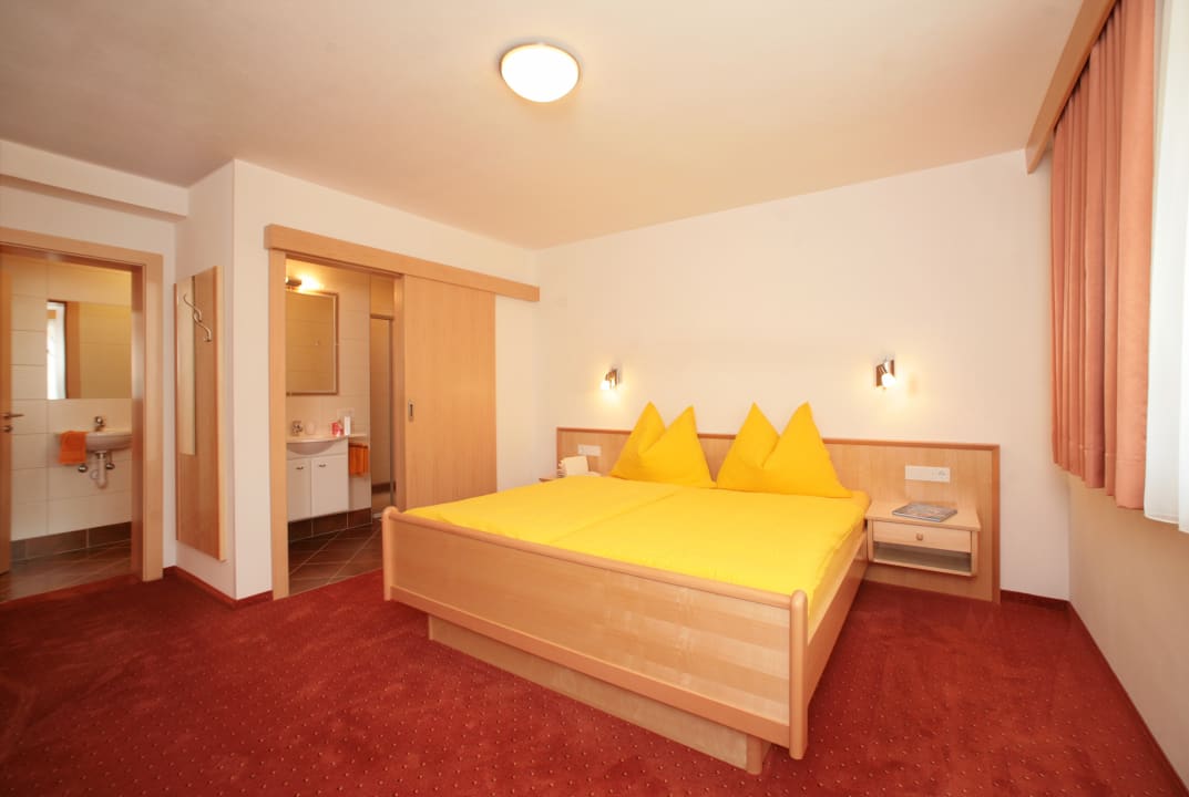 Zimmer Apartment Christine