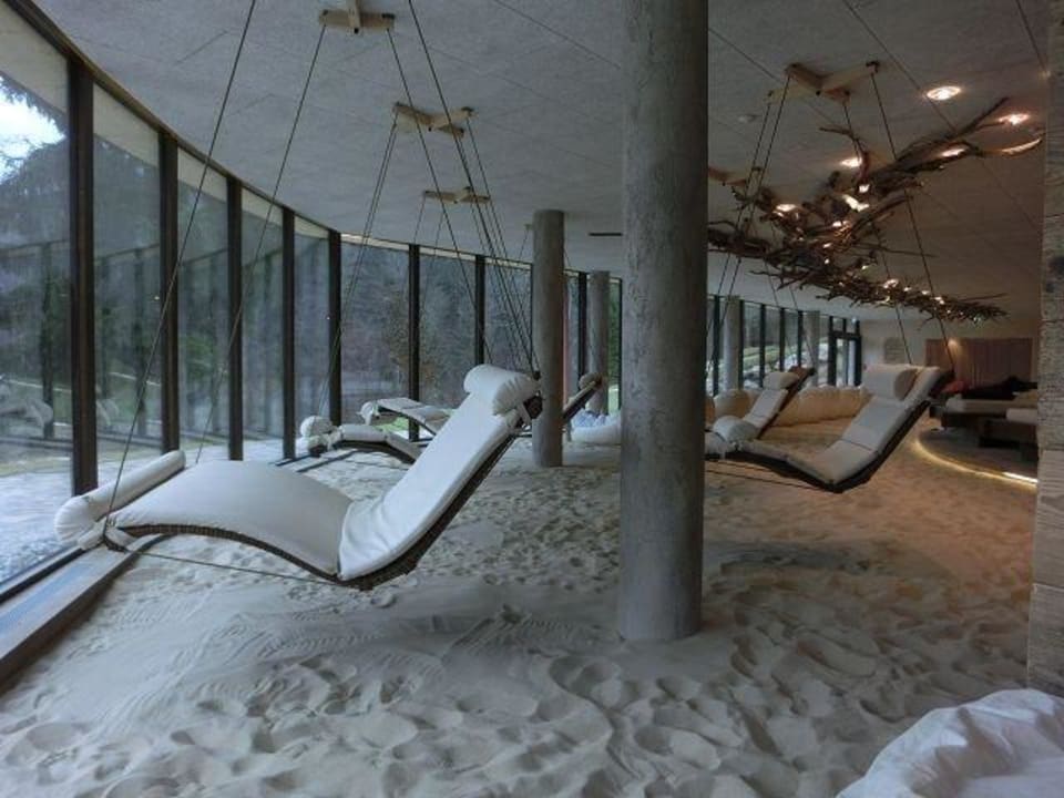Ruheliegen im Wellnessbereich Hotel Feuriger Tatzlwurm