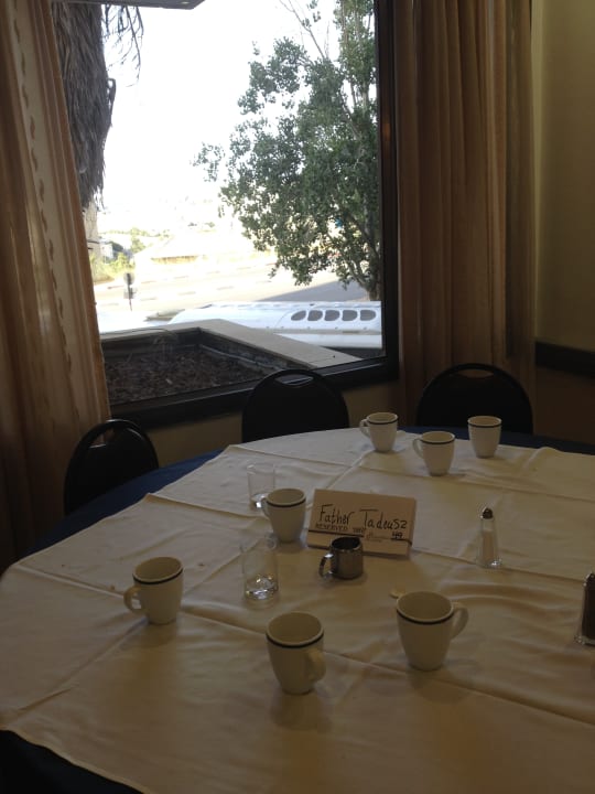 Gastro Royal Wing Hotel