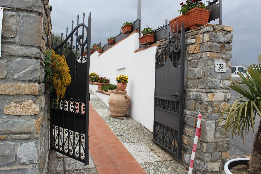 Eingang Villa Giada Resort