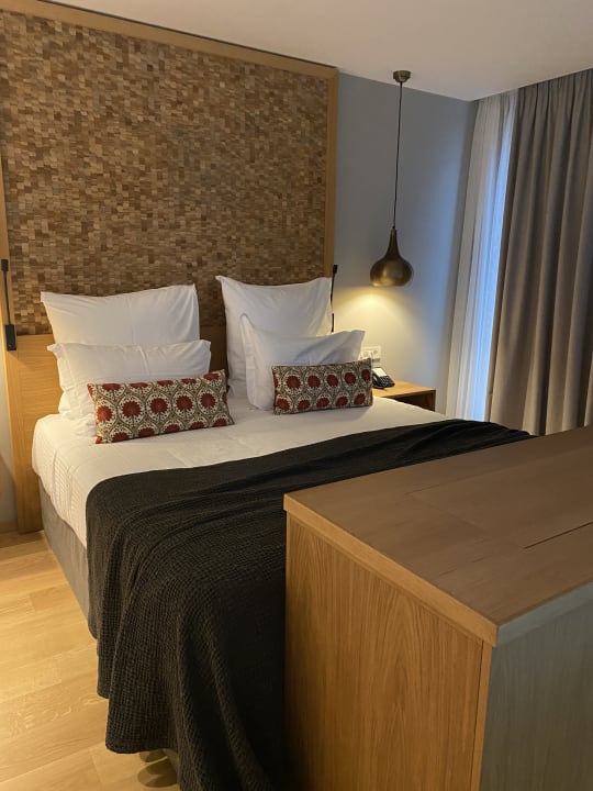 Zimmer Elix, Mar-Bella Collection