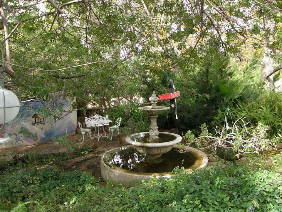 Sehr schöner Garten Annies Cottage