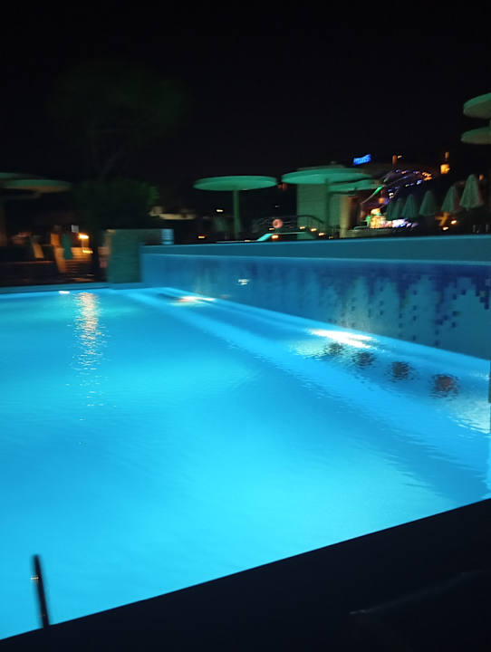 Pool Gloria Verde Resort