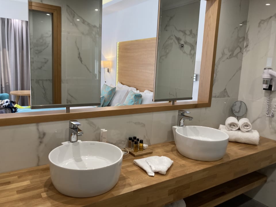 Zimmer Hotel Aphrodite Beach Club