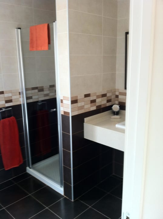 Eines von 3 Badezimmer Villa Los Azules