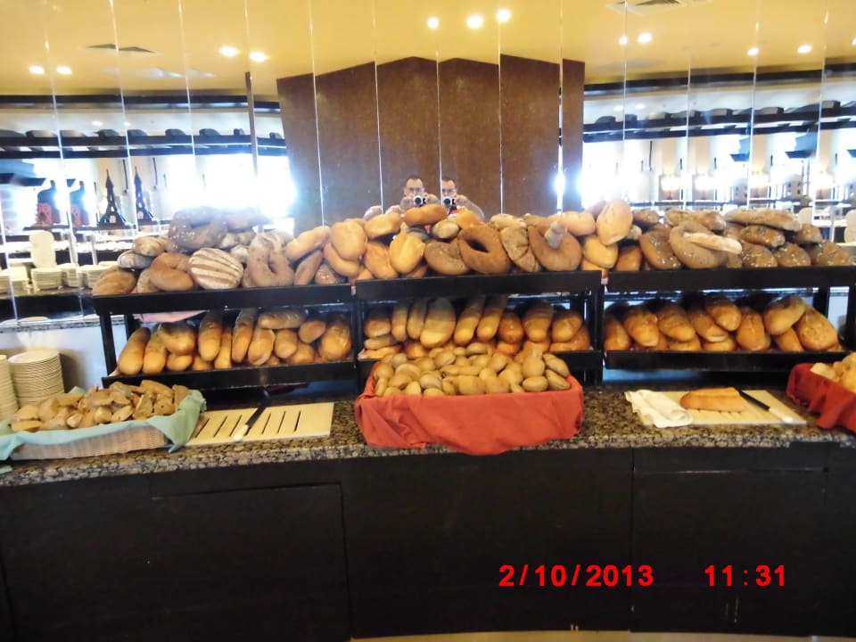 Brotbüffet Long Beach Alanya