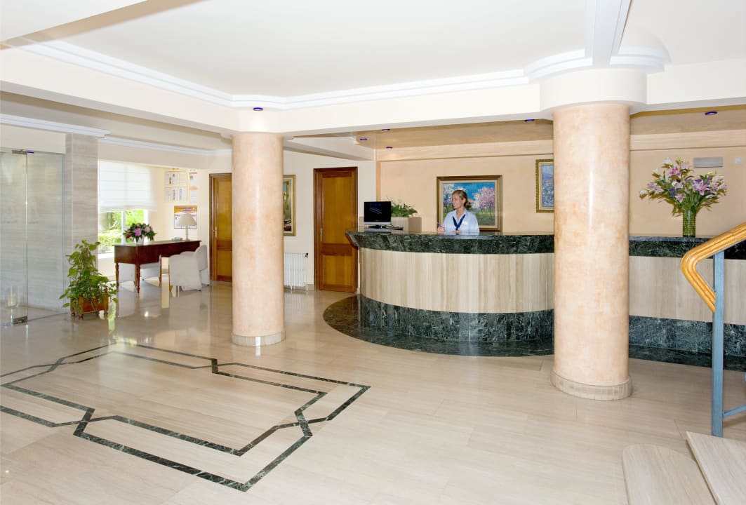 Recepción del hotel THB Dos Playas - Adults only