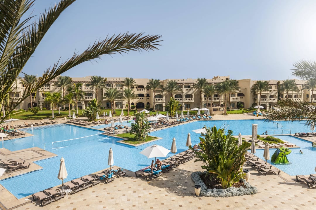 Oasis pool Rixos Sharm El Sheikh Adults Only 18 +