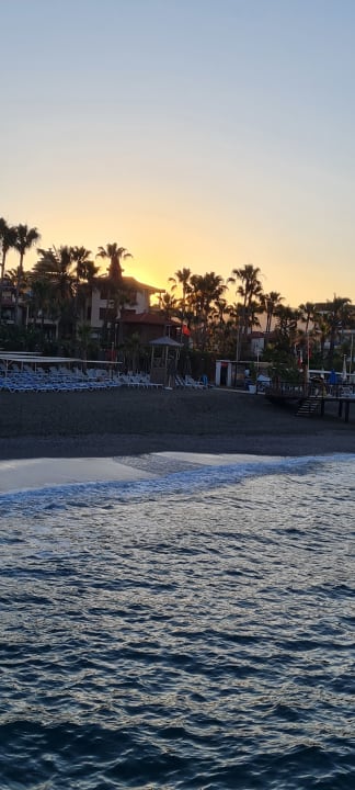 Strand Palmeras Beach Hotel