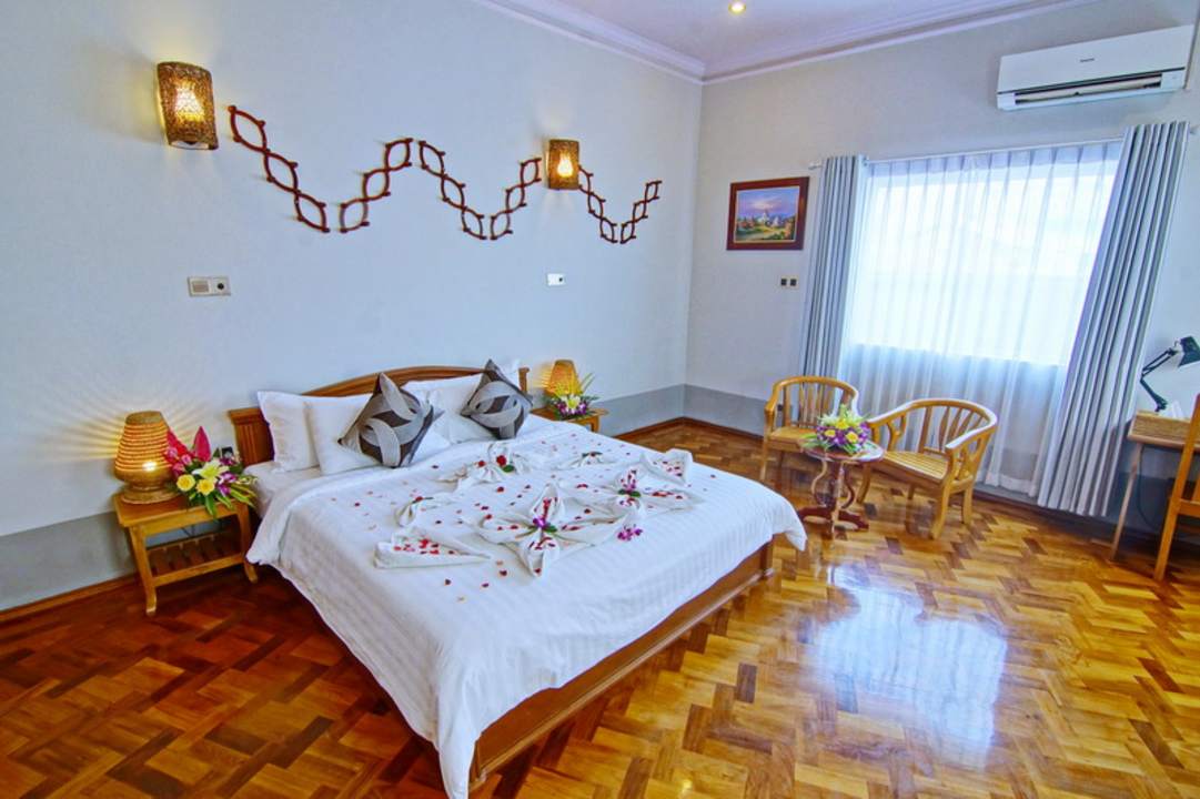 Zimmer Triumph Hotel Mandalay