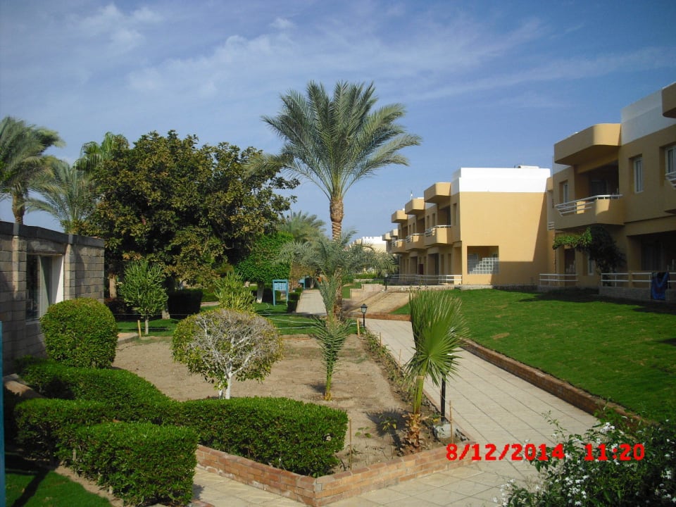 Weg zum Strand Golden Beach Resort