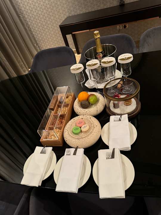 Zimmer Rixos The Palm Hotel & Suites