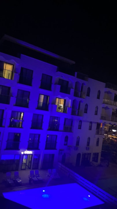 Außenansicht Falcon Hotel