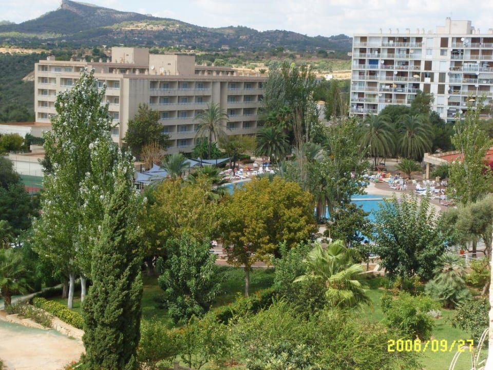 Zimmerausblick nach rechts! Hotel Club Cala Romani