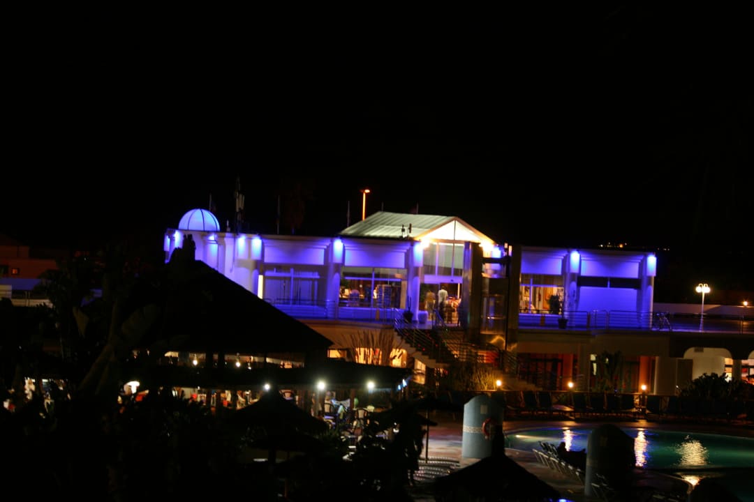 Club Playa Blanca bei Nacht Hotel HL Club Playa Blanca